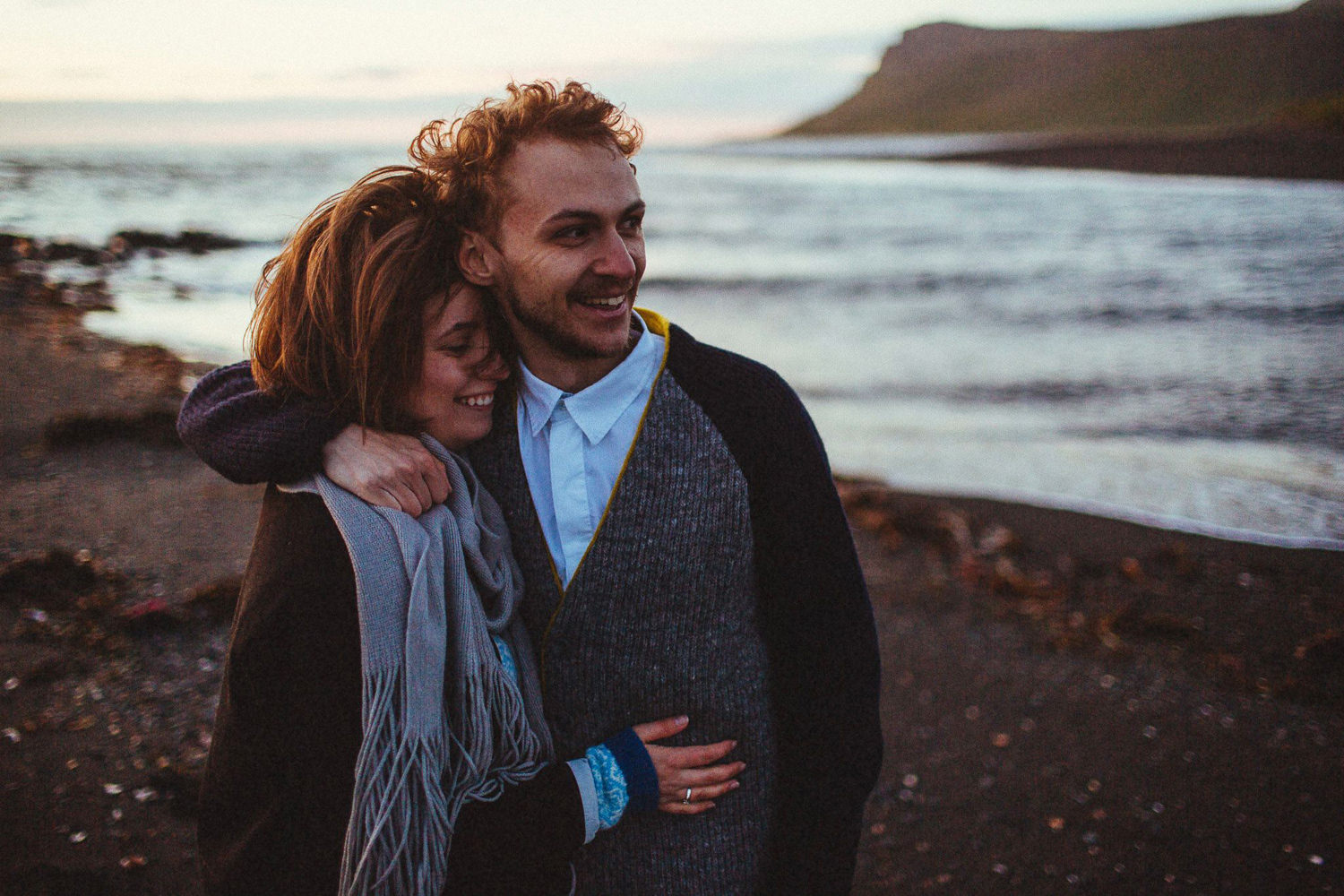 iceland engagement session