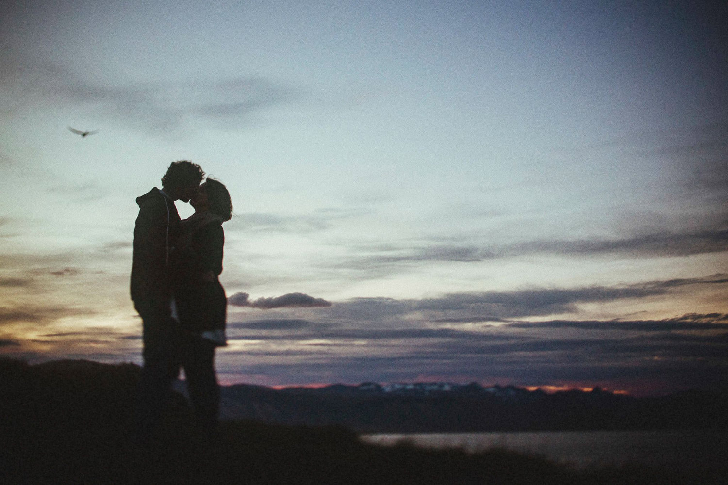 iceland engagement session