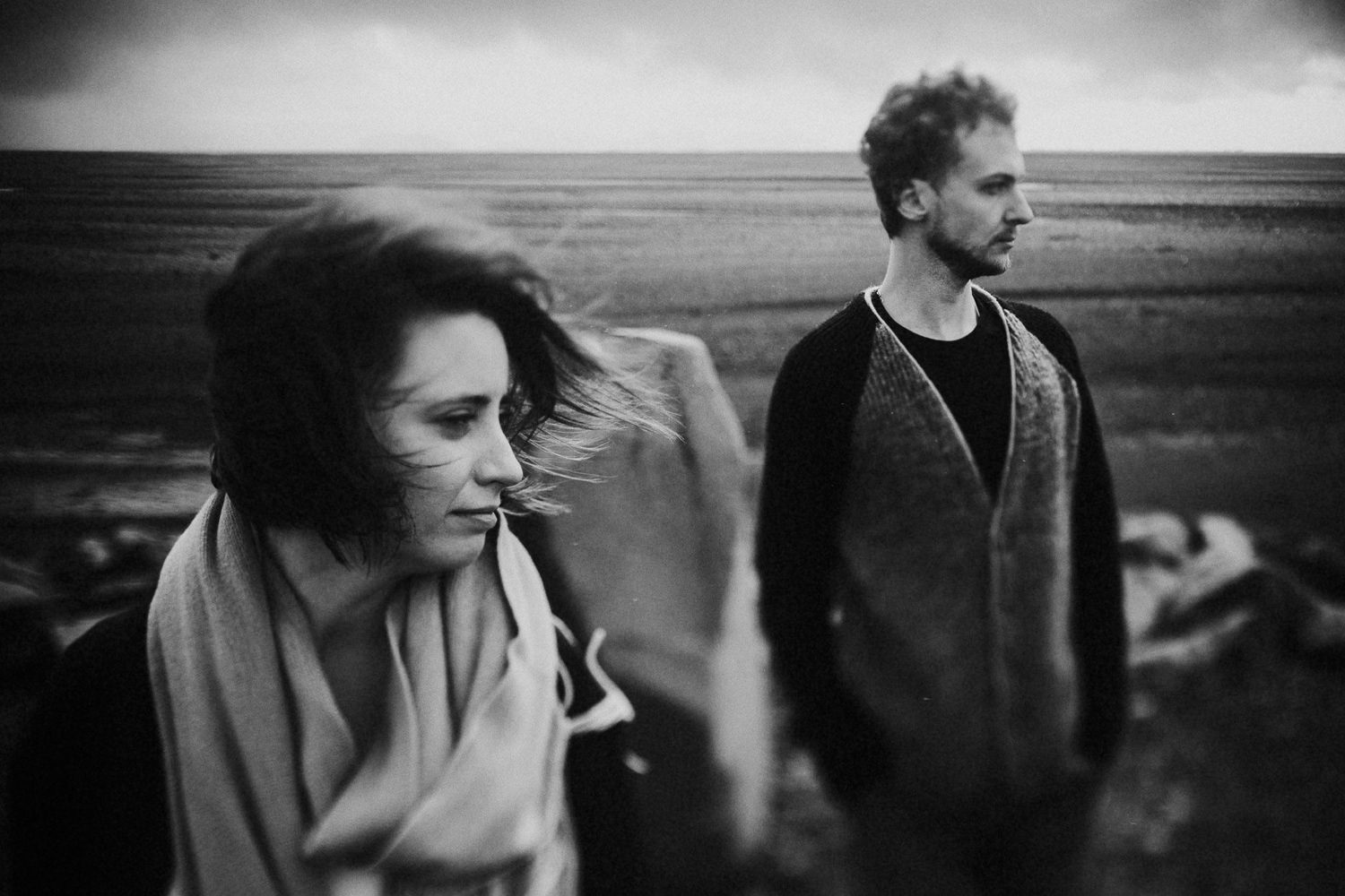 iceland engagement session