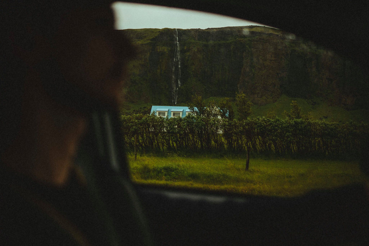 iceland engagement session