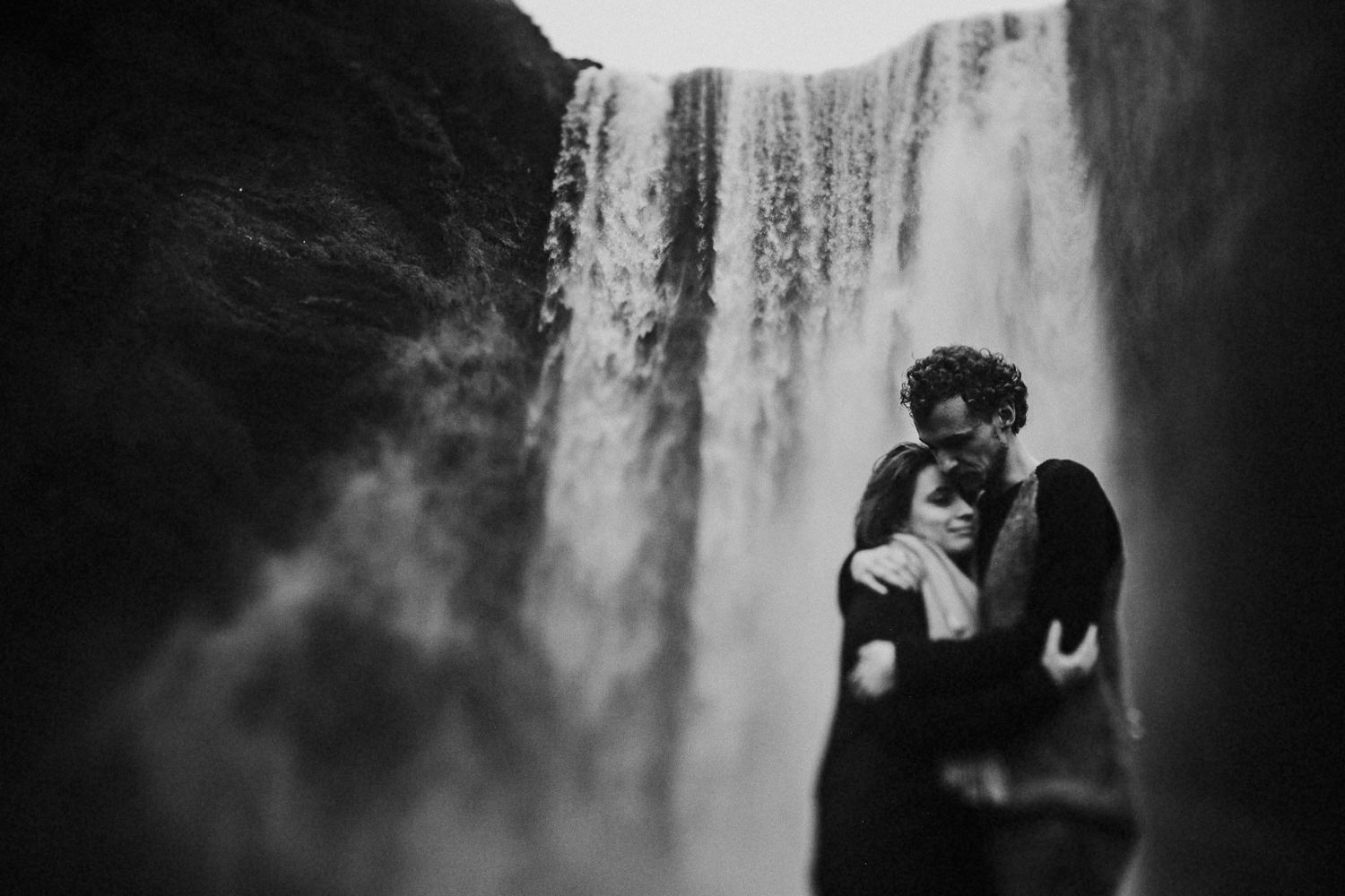 iceland engagement session