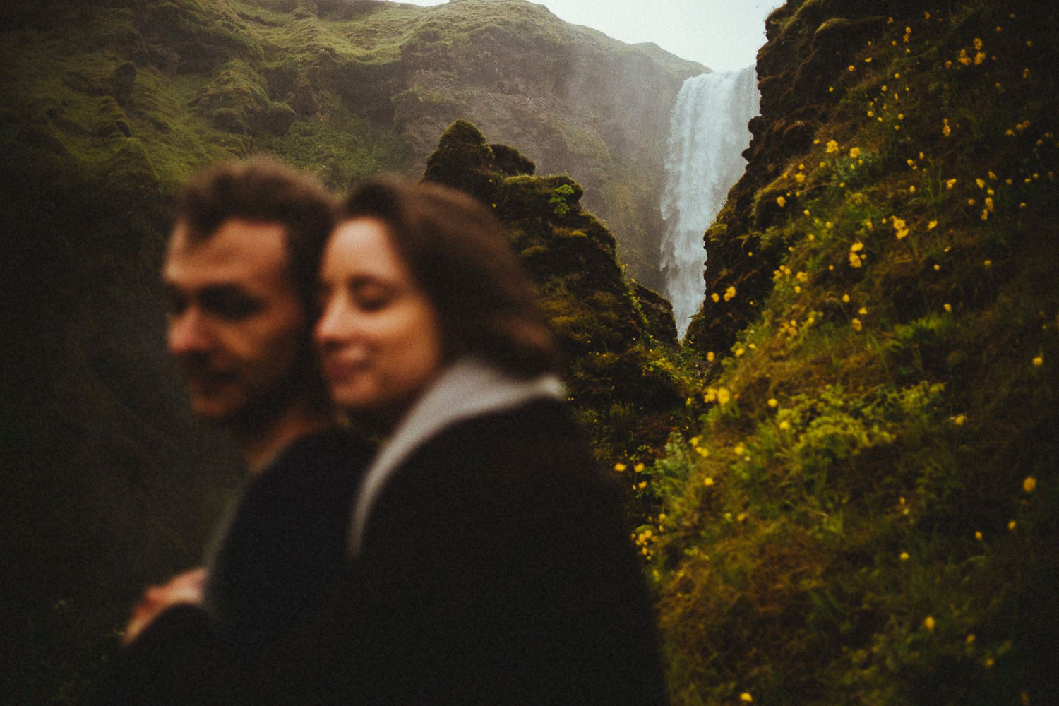 iceland engagement session