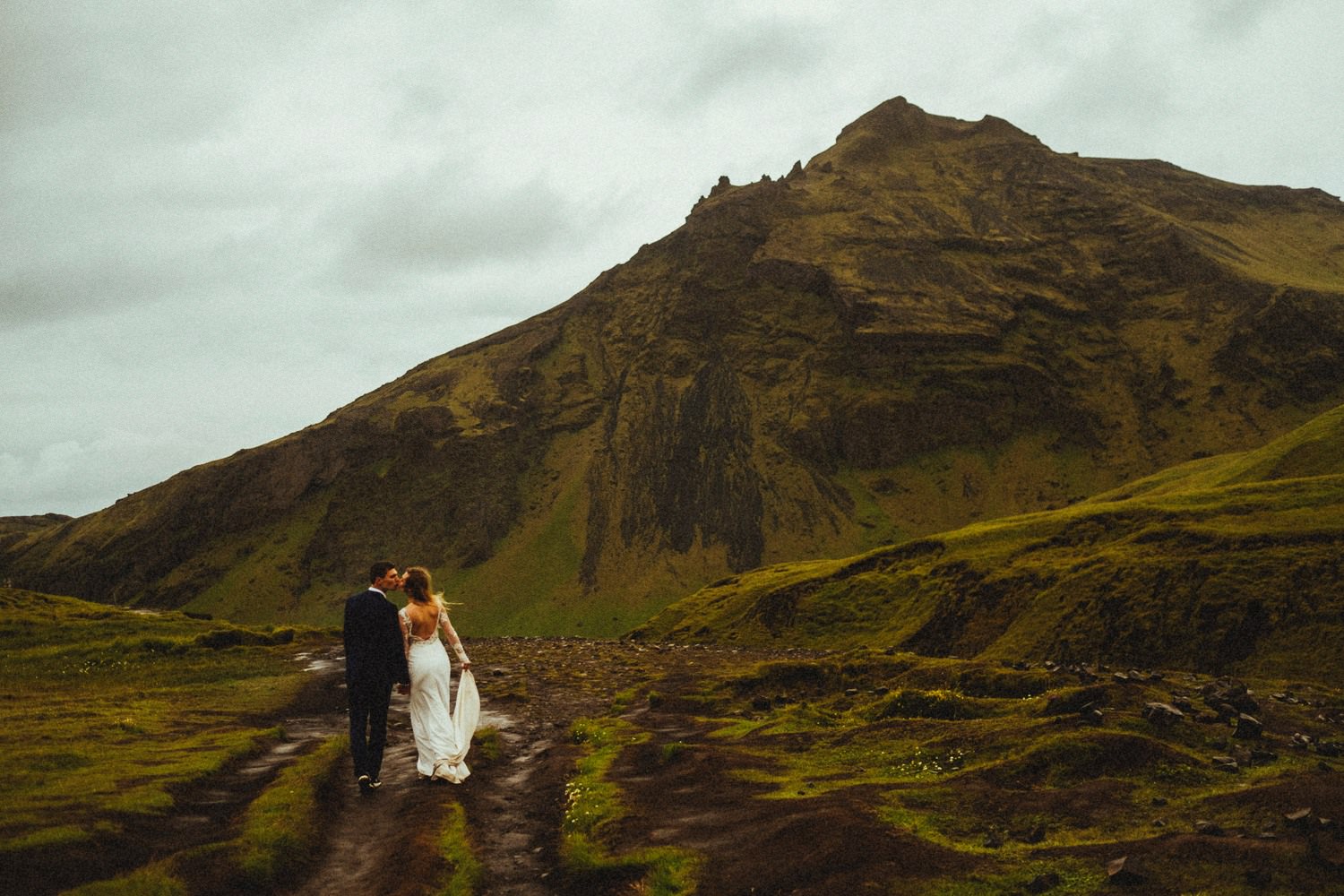iceland wedding photographer